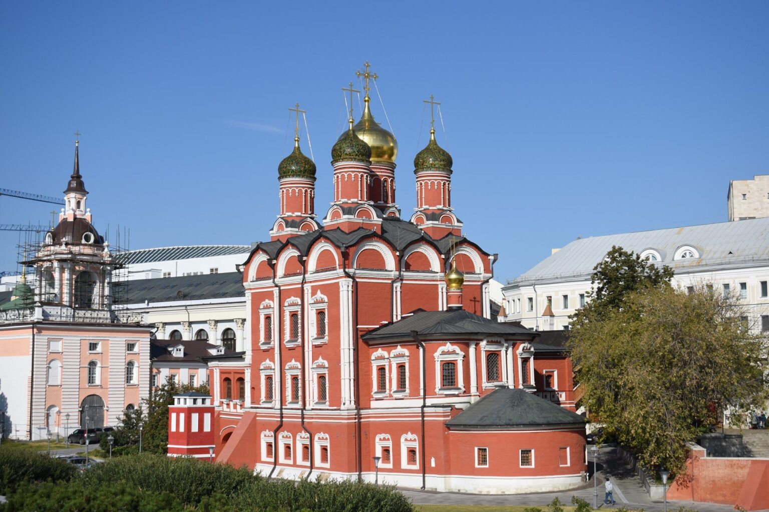 Патриаршие подворье в Зарядье